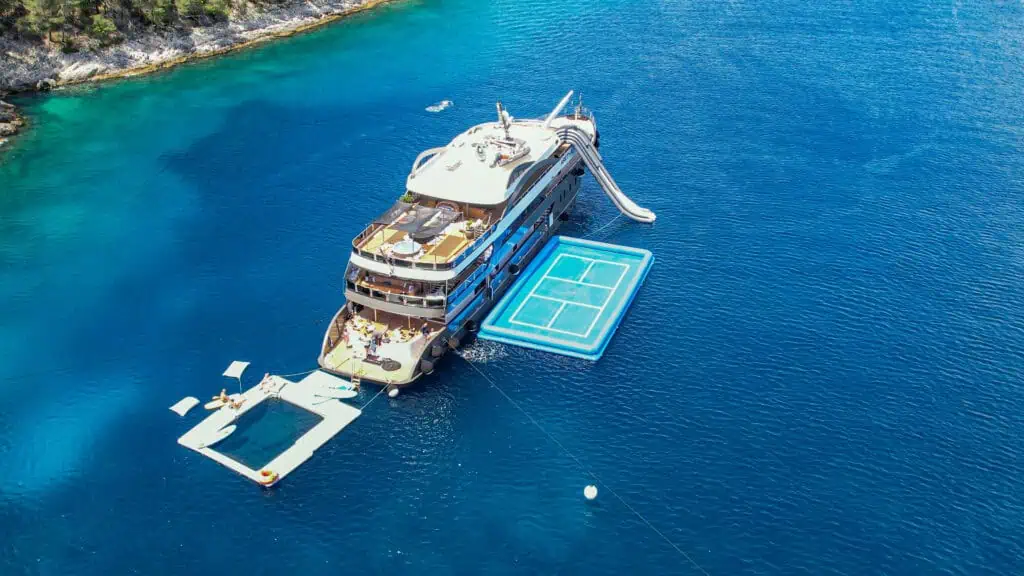 Croatia Cruiser Yacht Blow Up Pickleball Experience